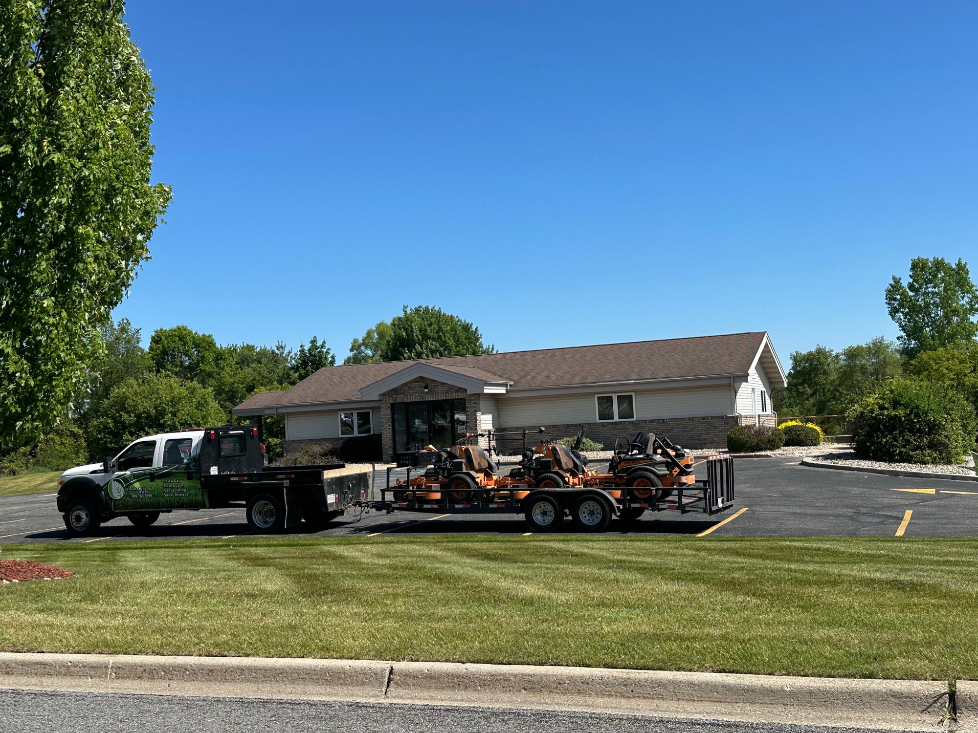 Commercial lawn crew